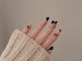 黒フレンチ×リボンネイル