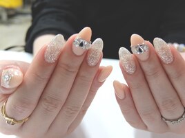 大大人の透け感ベージュ―ネイル