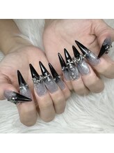 ムーン(MOON)/ブラックマグネットネイル