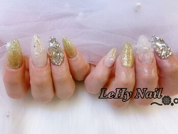 レヒネイル(LeHy nail)/埋め尽くし×フラワーネイル
