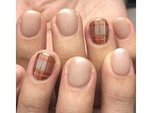 ネイルズフォーユー(Nails 4 U)の雰囲気（ラメラインフレンチ）