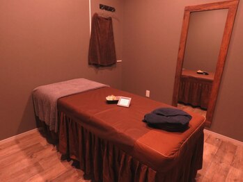 デサフィオ(Desafio.sln)の写真/【男性にも人気の隠れ家サロン☆】頑張った自分へのご褒美に！完全個室のプライベート空間で癒しの時間を＊