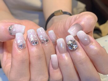 レミア 関内(REMIA)/8月　アシメデザイン