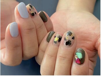 ニジイロネイル/【こなれモードネイル】