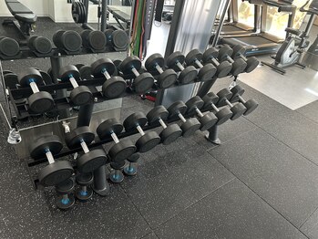 あかりはり灸整体院 鈴鹿/ダンベル10～30ｋｇ