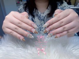 持ち込みデザイン◎つけ放題