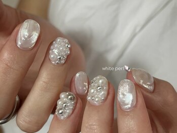 ルカ 原宿(lux)/ホワイトパール