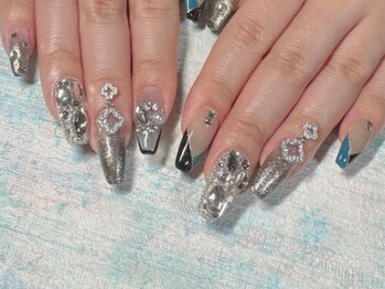 ティンク 札幌駅前店(Tink)の写真/≪冬のイベントに!≫華やか-シンプル幅広く◎日常が華やぐ"長さだし"でトレンド感のある上品な手元をGET!