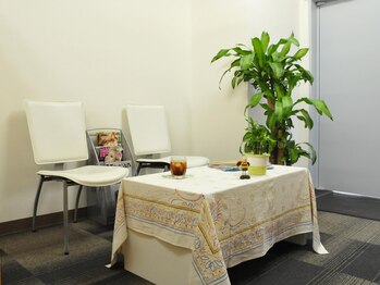 健康カイロ グリーンビー(Green Bee)/エントランス・待合スペース