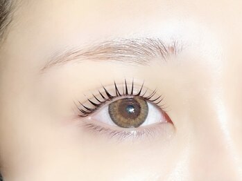 マドンナリリー(Madonna Lily)/パリジェンヌラッシュリフト☆