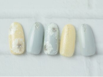 ロコネイル 横浜店(Roco Nail)の写真/派手になり過ぎない日常に自然に溶け込む淡いカラーも豊富にご用意♪ご希望に合わせお気軽にご相談下さい！