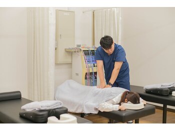 伊勢佐木トータルケア整骨院/施術(腰痛)