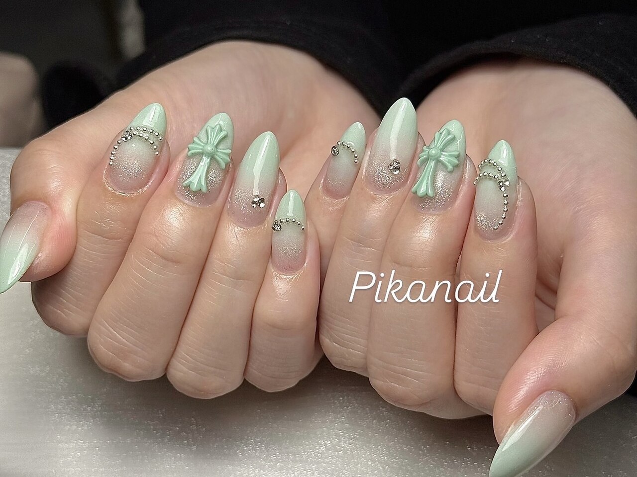 ピカネイル 上野 御徒町(Pika Nail)｜ホットペッパービューティー