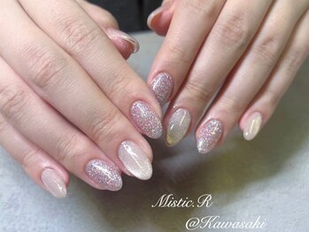 ミスティックアール(Mistic.R)の写真/【フィルイン&美フォルムで上品な指先に!】短い爪でも楽しめるショートネイルデザイン&肌なじみカラー豊富!