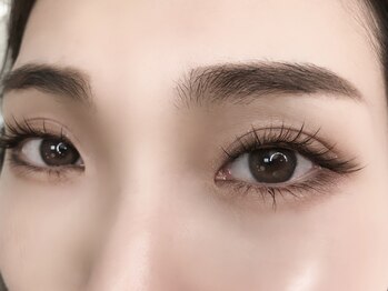 アイラッシュサロンフア (EYE LASH salon fA)の写真/【一段垢抜けた大人女性へ】当店人気急上昇中★カラーマツエク！ブラウン系オトナカラー豊富にご用意♪