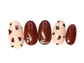 ネイルサロン アテナ(Athena)/持ち込みアートコース