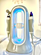 アネラ 本町(ANERA)/世界初の毛穴洗浄小顔矯正マシン