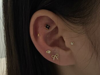 エム(eM.)/耳つぼジュエリー