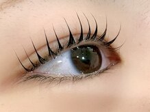 リリー(Lilly)/パリジェンヌラッシュリフト