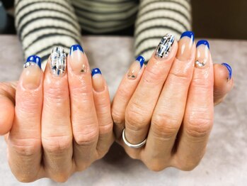 リネイルサロン(Re. nail salon)の写真/マグネットや長さだしを楽しみながら、美フォルムにネイルを手に入れましょう！