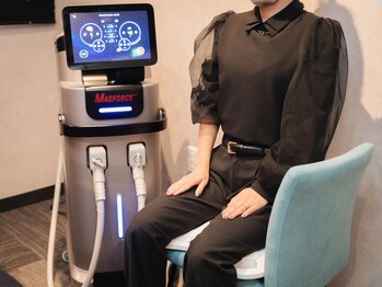 プリンセス モアミー(PRINCESS more me…)の写真/着換え不要!脱がずに服の上から行える次世代痩身機器【マグフォース】使用!座ったまま骨盤底筋を鍛えます