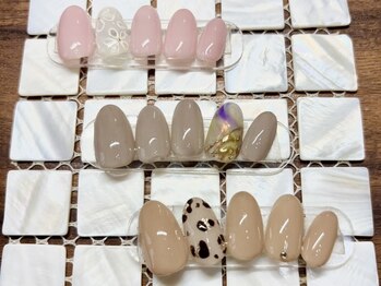 ルナスピカネイル(Lunaspica*nail)の写真/【大人上品ネイル】落ち着いた色調に華やかさをプラス＊指先を美しく魅せる、ワンランク上のデザインに♪