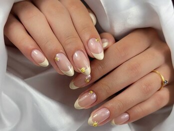 ユリネイル(Yury nail)の写真/仕事帰りにも通いやすい◎オフィスネイル～デザインまで！21時まで営業♪