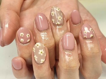 手書きお花ネイル