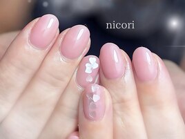 上品ネイル
