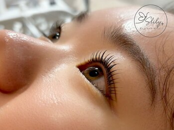 エスリリープラス(SLily+)/【まつげパーマ】