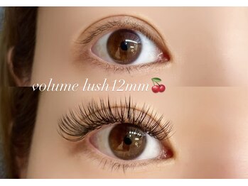 レジーナ(REGINA)/ボリュームラッシュつけ放題♪