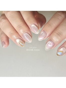リッシュ トロワ(RICHE trois)/うるぷる！マグネットネイル