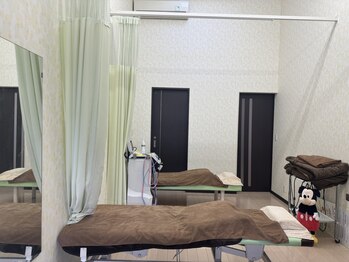 クローバー整骨院の写真/「歴20年の凄腕」単なるリラクではない体の変化/パフォーマンスを感じる【結果にこだわる施術】をご提供◎