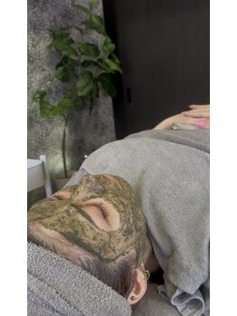 エゾン(Ezon)/陶肌トリートメント