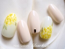 春ネイル　ミモザ