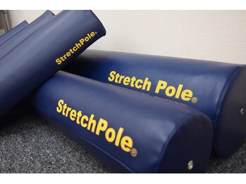 トレーニングスペースアロー 経堂/ストレッチポールを使用
