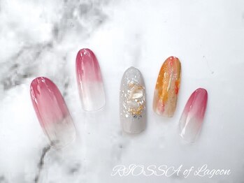 リオッサ オブ ラグーン(RIOSSA of Lagoon)/くすみｘシェル秋ネイル