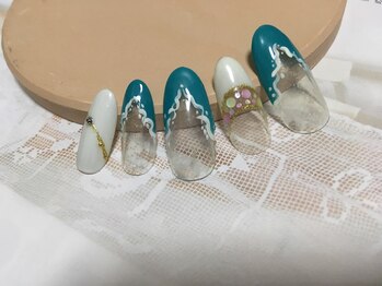 ネイルズティンク(Nails.tink)/波フレンチ×ホロドット