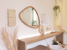 明るく清潔感ある内観◎　#脱毛 #VIO #耳つぼジュエリー #肩こり