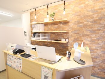 塚口駅前はら鍼灸整骨院/受付