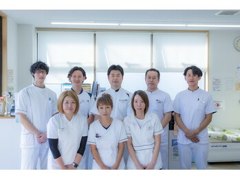 翔永整骨院/スタッフ一同お待ちしております