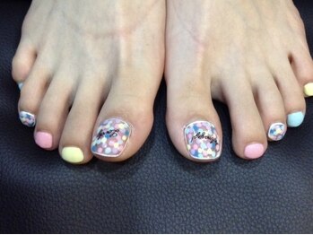 エクラン(ECRLN)/