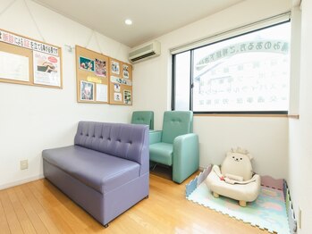 かがしまはりきゅう接骨院 鍼灸整体/待合室・キッズスペース完備
