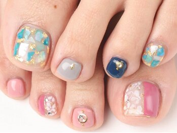 ネイルサロン ドゥ(Nail Salon Doux)の写真/心斎橋/四ツ橋駅 徒歩3分☆初回も2回目以降もHANDワンカラー/ラメグラはオフ込¥3900!FOOTはオフ込み¥4000~!