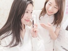 シェア(share)の雰囲気（認定エステティシャンが横についてコツ・操作をしっかりサポート）
