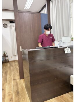 げんき堂整体院 イトーヨーカドー 藤沢/受付の様子