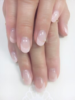 ネイルサロン ティアラリュクス 市川北口店(Tiara Luxe)/シンプルフレンチ