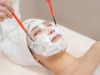 カンゴール フェイスシェービング 御影クラッセ店(KANGOL)の写真/【韓国正規導入サロン 】透明ツヤ肌◎大人気ララピーリング導入！肌へのダメージが少なくハリツヤを実感♪