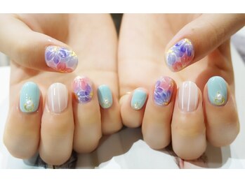 ネイル シスター(nail sister)/ふんわりフラワーネイル☆