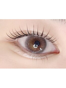 ナチュラル上品な目元にしたい